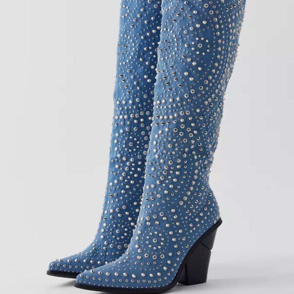 Azalea Wang Texas Studded Cowboy Boot. Sz: 6.5